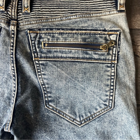 Rock Revival Men's Moto Elliot Distressed Slim Straight Jeans Size 32x32 - Picture 9 of 11